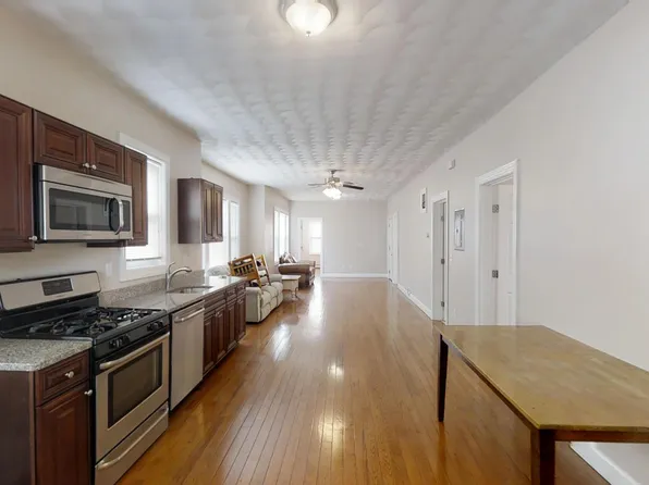 72 Pembroke Ave #2, Providence, RI 02908