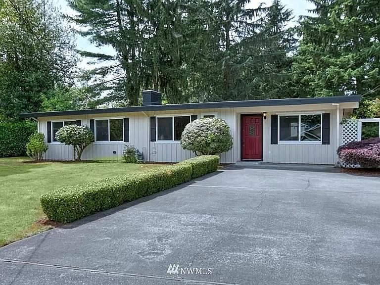 1st image of 4113 152nd Ave SE