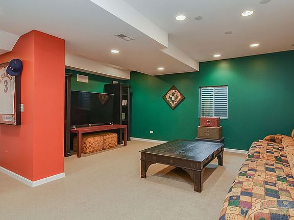 5th image of 1N676 Wentworth Ct