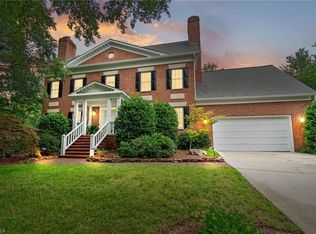 1706 Heathcliff Rd, High Point, NC 27262