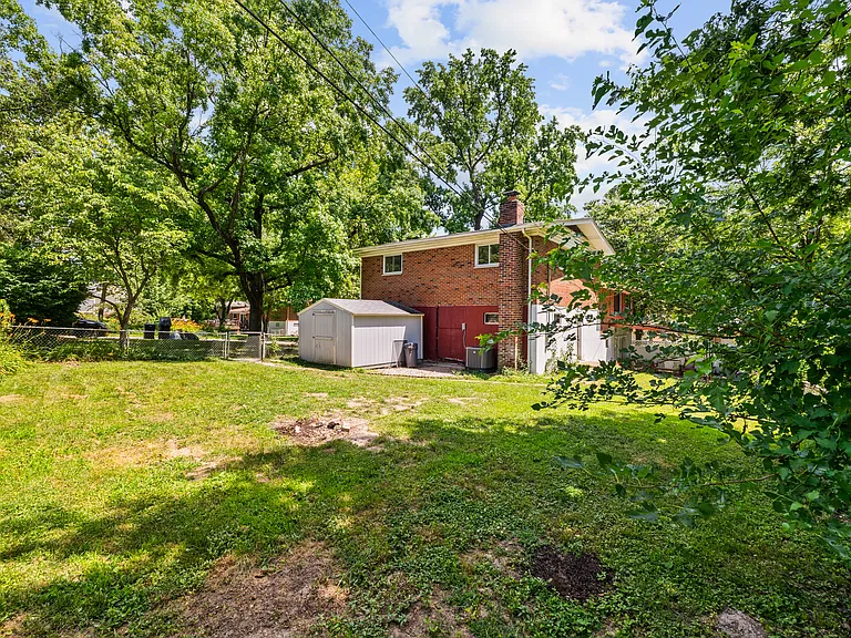 9845 Pebblestone Dr — Photo 25