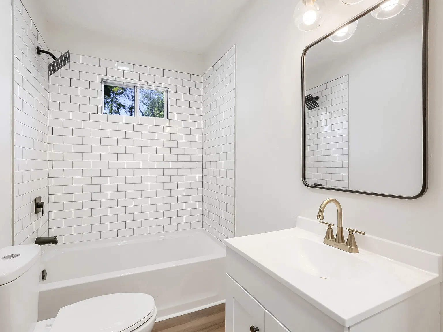 2 bed, 884 sqft, $1,195 — Photo 2