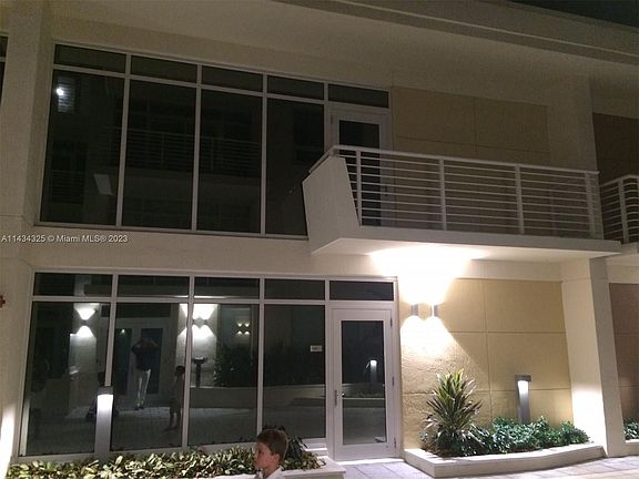 2nd image of 3250 NE 1st Ave APT 544