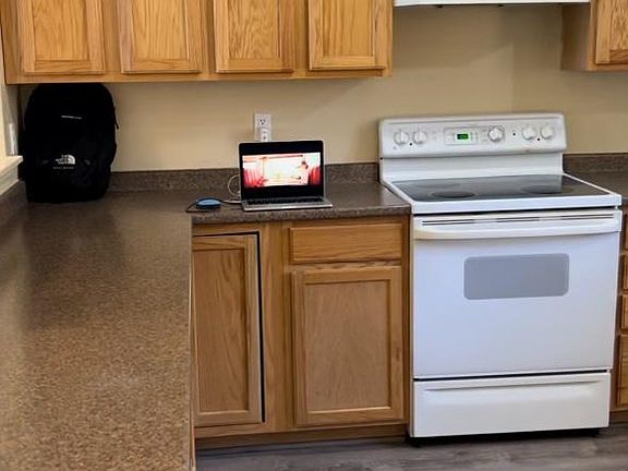 Tons of counterspace and cabinets.

Great layout.