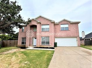 1207 Golden View Ct, Arlington, TX 76001