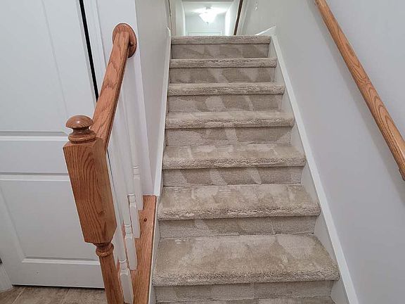 2nd image of 434 Parkview Ave #434