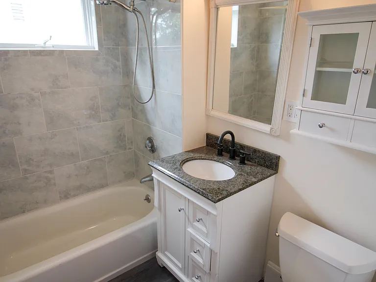 130 Capen St #130 — Photo 10