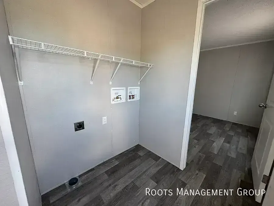 3 Bed 2 Bath Home Available for Lease at Countryside Estates KS - Apply Now! — Photo 2