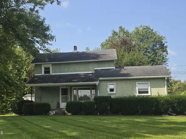 1374 Tiffin St, Fremont, OH 43420