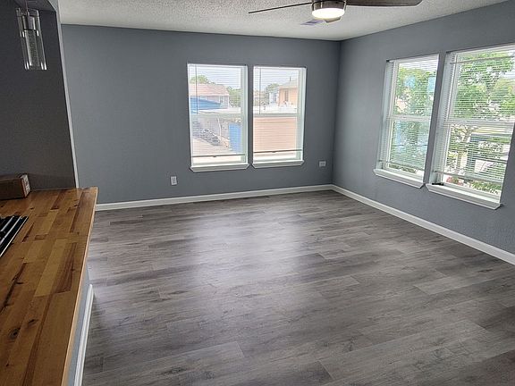 5th image of 5211 Avenue S #96DE50233
