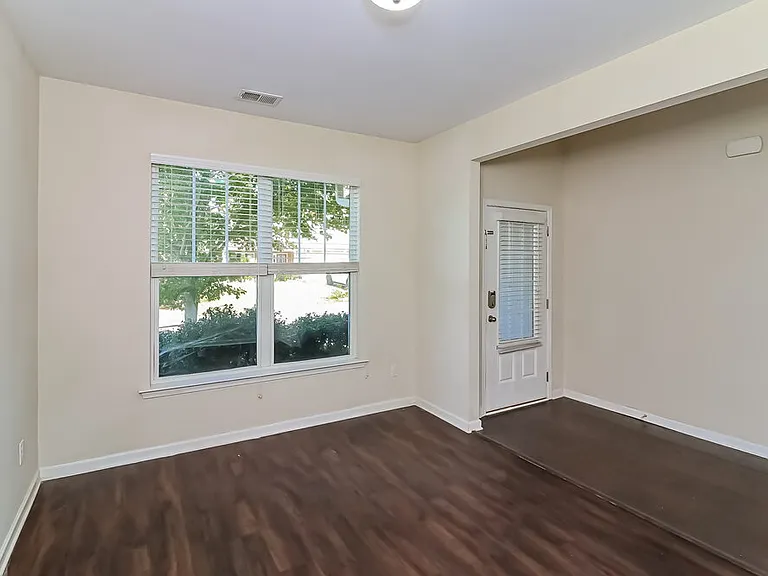 360 Darbys Run Ct — Photo 9