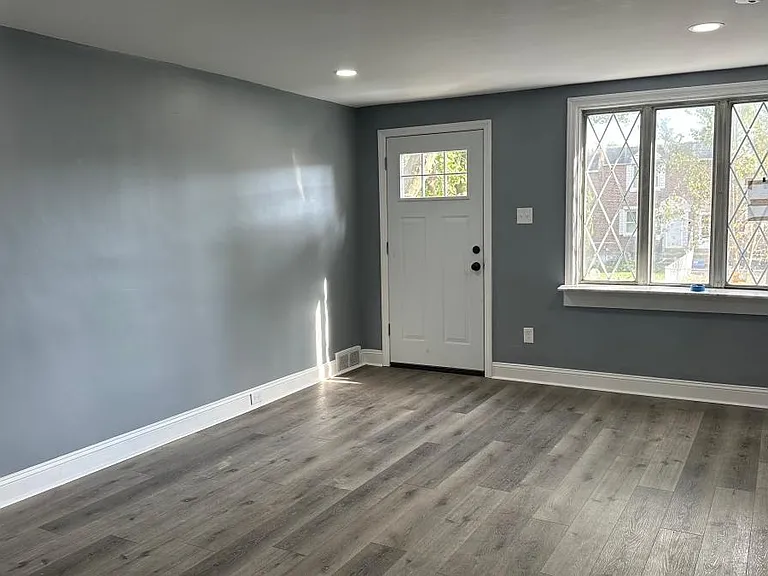 5152 Crestwood Dr #5152CRESTWOODDR — Photo 4