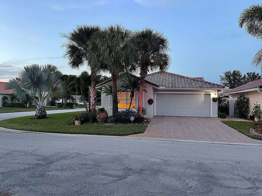 8854 Cascades Isle Blvd, Estero, FL 33928 Zillow