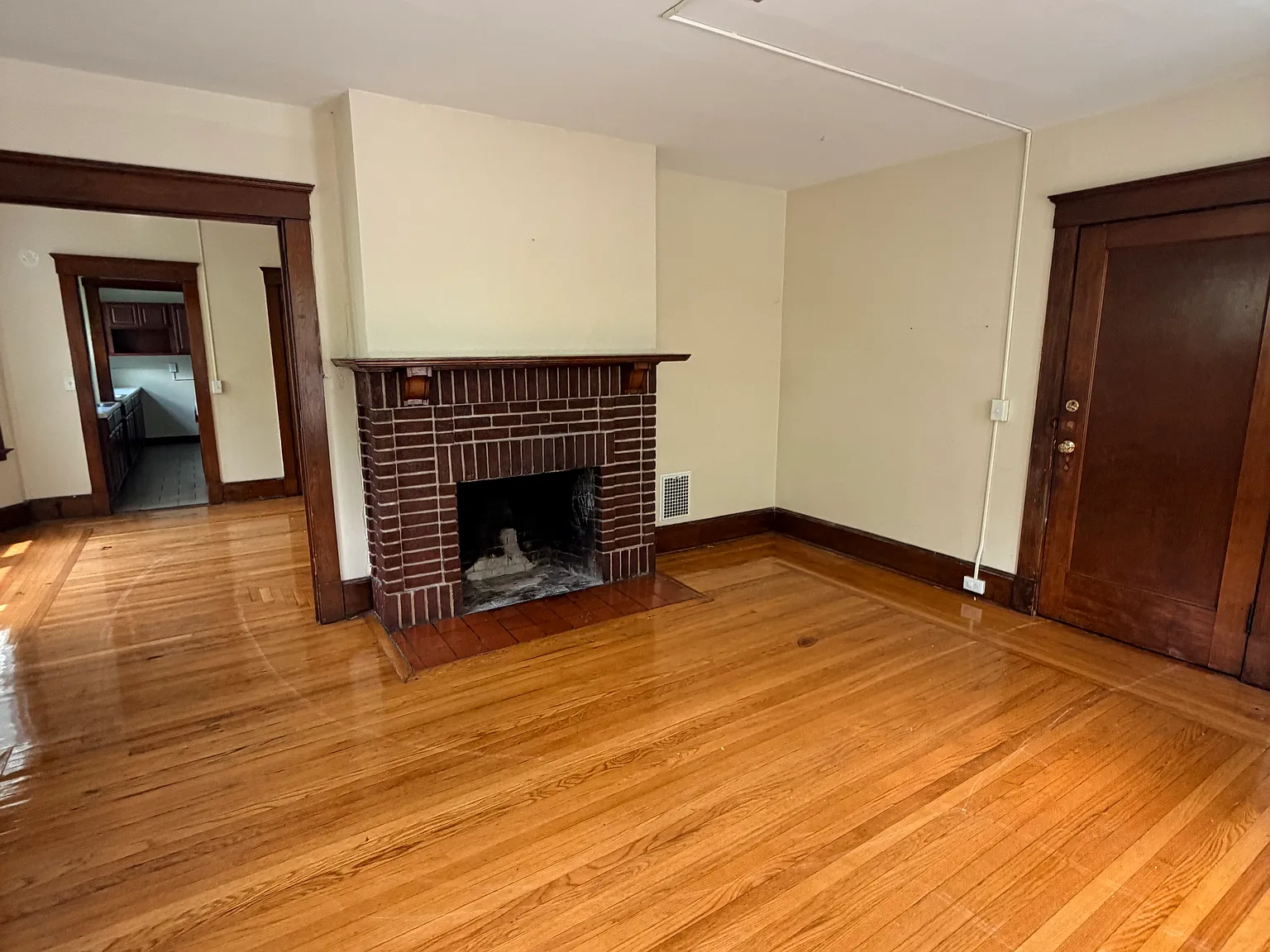 2 bed, $1,800 — Photo 3