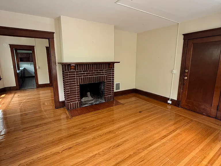 390 Ellsworth Ave #2 — Photo 3