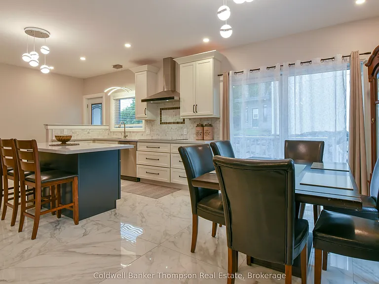 1 Florence St W #56 — Photo 9