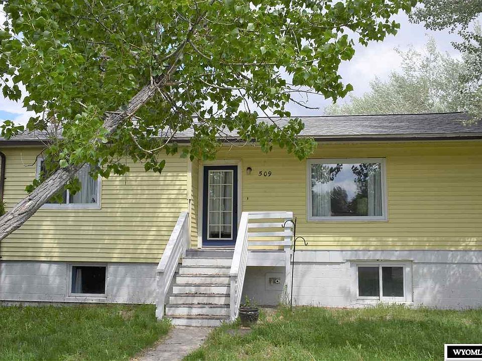 1st image of 509 N 1st St