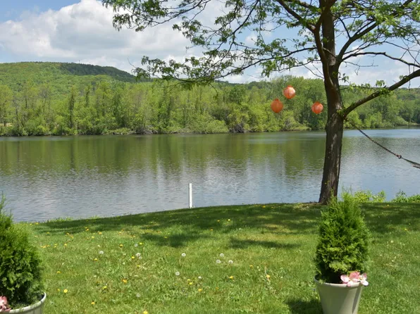 1522 Main St, Rotterdam Junction, NY 12150