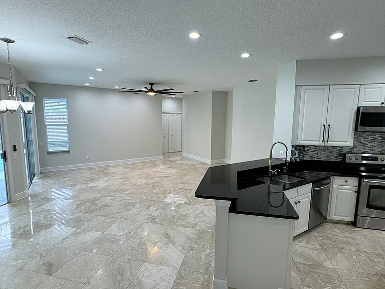 17311 Lockwood Ridge Dr — Photo 17
