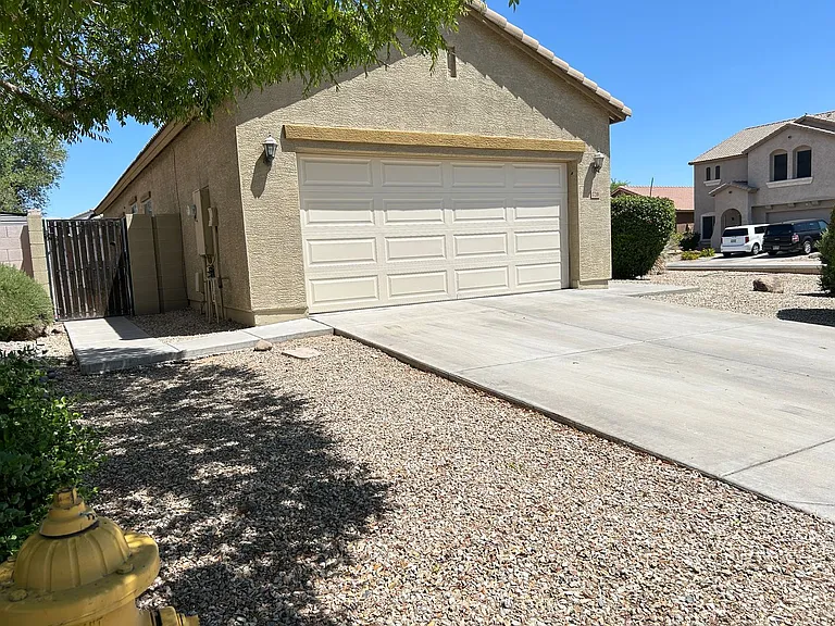 17218 W Country Gables Dr — Photo 2