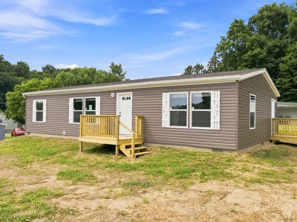 18430 Laurel St, Laurelville, OH 43135
