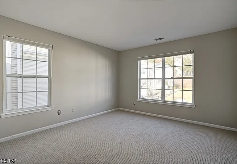 1039 Shadowlawn Dr — Photo 22