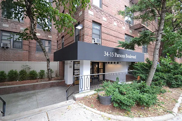 Rented by Silverstein Collection LLC  | media 7