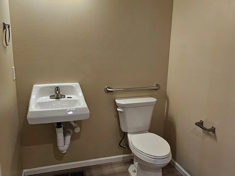 443 Neel St #101 — Photo 10