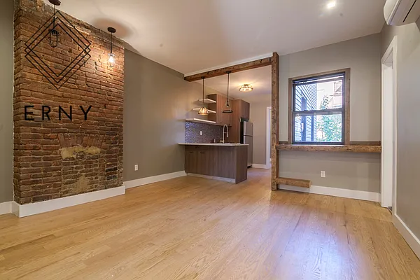 Rented by ERNY LLC | media 6