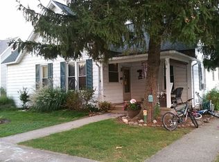 126 E Johnson St, Wolcott, IN