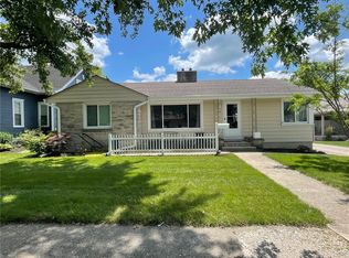 217 E Lincoln St, Arthur, IL 61911
