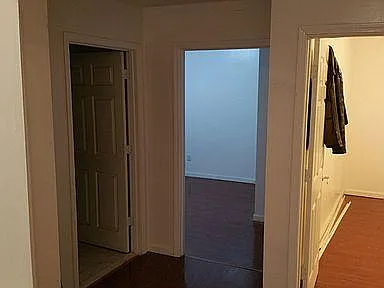 893 Polk Ave — Photo 3