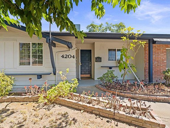 3rd image of 4204 Gothberg Ave