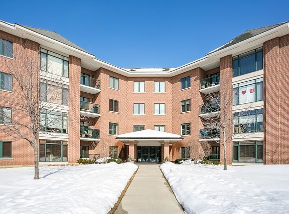 2nd image of 875 E 22nd St APT 326