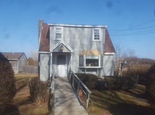 60 S Elroy Dr, Montauk, NY 11954