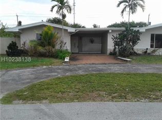 6756 Ixora Dr, Miramar, FL 33023