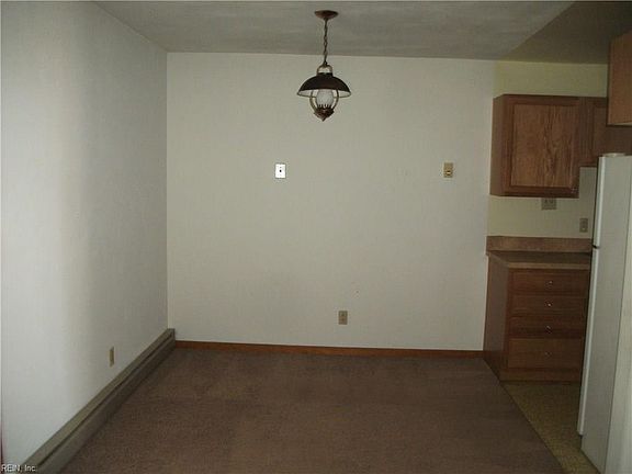 3rd image of 1213 W Ocean View Ave APT 8