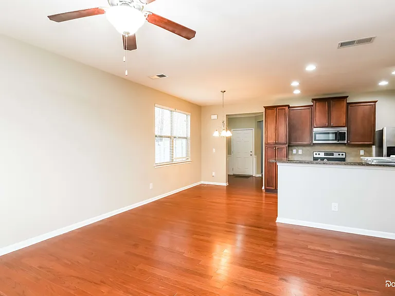 3847 Humber Ct — Photo 6