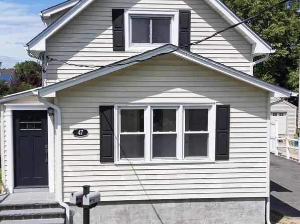 47 Wood St, Lynbrook, NY