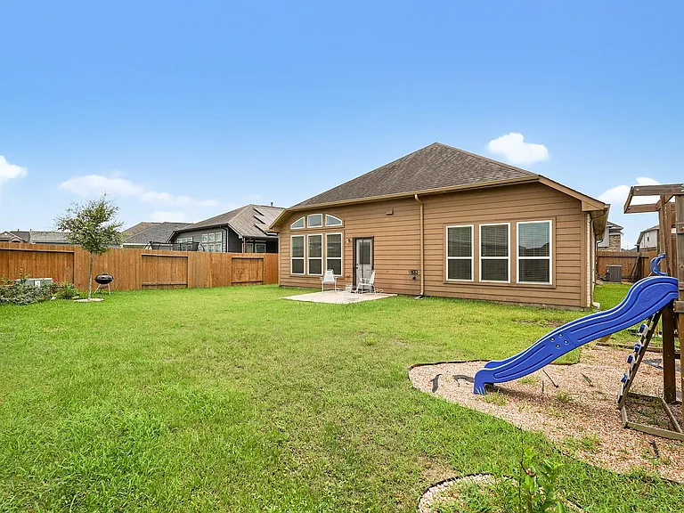 4703 Goldeneye Dr — Photo 32