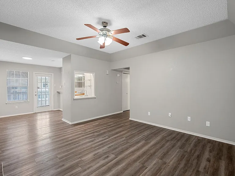 2332 Melissa Dr — Photo 11