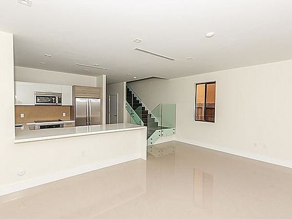 2nd image of 3072 New York St #3072