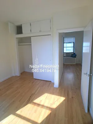 Rented by Manhattan Connection | media 13