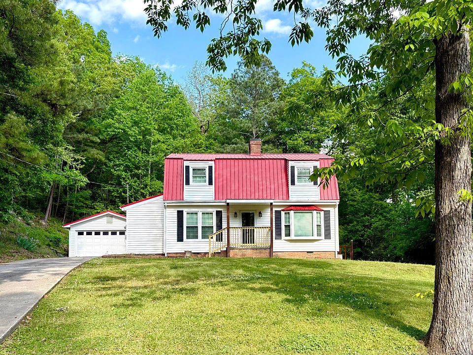 1st image of 120 Latonia Dr NE
