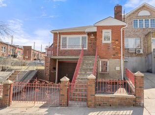 67-36 52nd Rd, Maspeth, NY 11378
