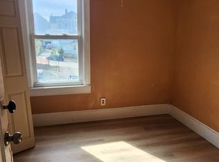 417 Division St APT 2, Fall River, MA 02721