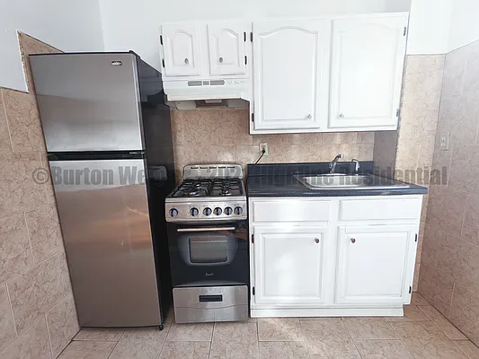 Rented by Highline Residential | media 6