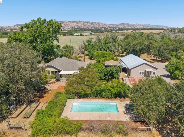 30900 The Horseshoe, Winters, CA 95694