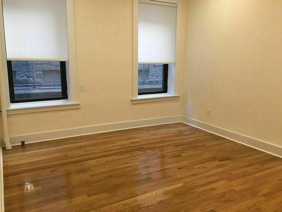 1st image of 901 Washington Ave #E1