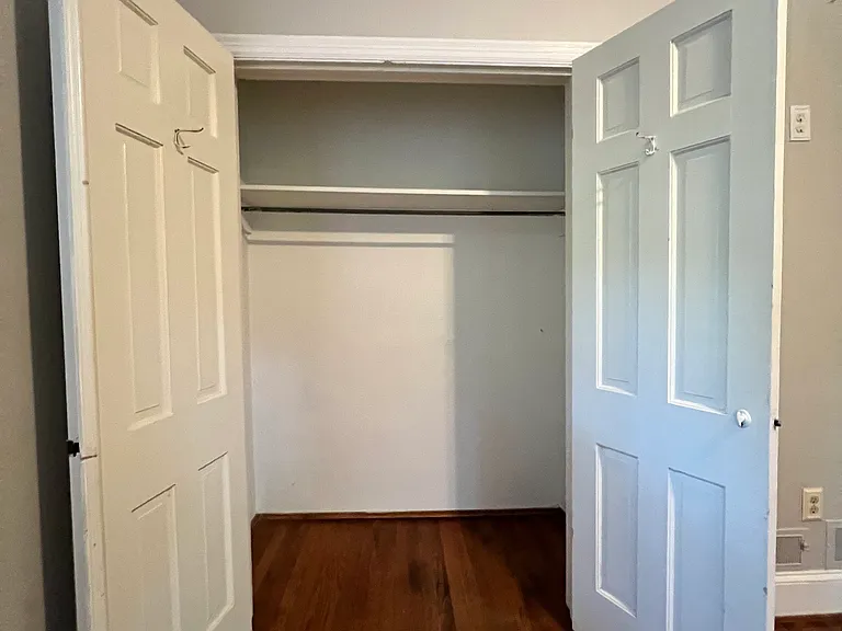 300 Pinecrest Dr — Photo 27